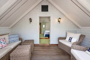 Interior - Beautiful antique home in downtown Edgartown. (Edgartown)