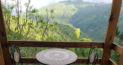 Bambushain-Lager Blue Mountain Wilderness Retreat