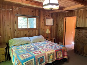 3 quartos, Wi-Fi de cortesia, roupa de cama