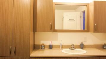 Shower, towels, soap, shampoo