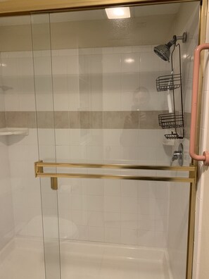 Shower, towels