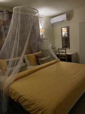 2 slaapkamers, een strijkplank/strijkijzer, gratis wifi, beddengoed