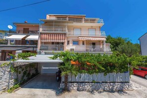 Exterior - Holiday apartment mit Terrasse und Klimaanlage (Dramalj)