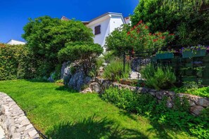 Property grounds - Holiday home mit Pool und Klimaanlage (Dramalj)