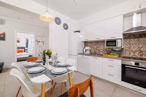 Fridge, microwave, oven, stovetop - Holiday home mit Pool und Klimaanlage (Dramalj)