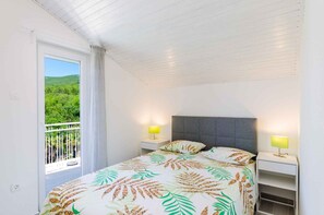 1 bedroom, WiFi - Holiday apartment with swimming pool, fitness room and billiards (Crikvenica)