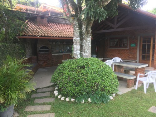 Casa Teresopolis, overlooking mountains