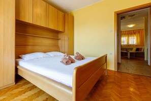 1 bedroom, WiFi - Holiday apartment mit Klimaanlage und Meerblick (Crikvenica)