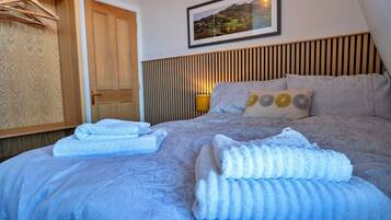 1 bedroom, desk, iron/ironing board, free WiFi