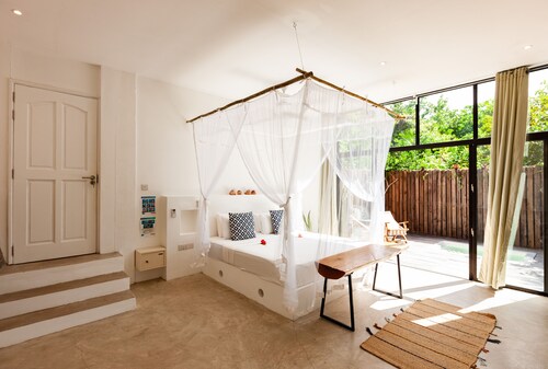 Privater Jacuzzi + Kostenloses WLAN + Außendusche bei La Pointe Beach Huts