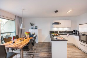 Køleskab, mikrobølgeovn, ovn, opvaskemaskine