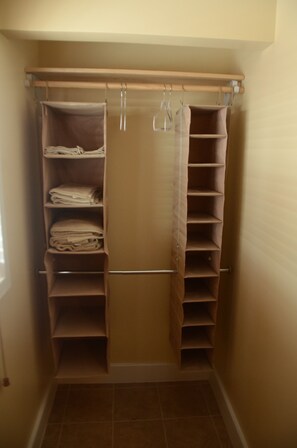 Interior - Creekside cottagges (Rolleville)