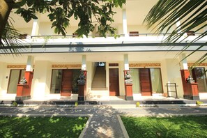 Fachada de la propiedad