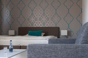 Unclassified image, 3 of 19, button - Superior double room - Hotel Insel Pension (Niebüll)