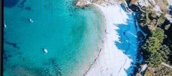 VILLA 260€ 12 People Ideal for large groups (hikers, families, etc.)