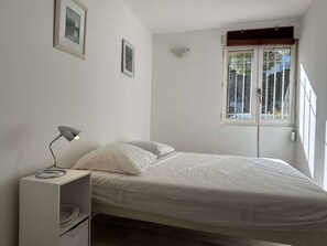 2 bedrooms