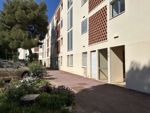 Exterior - Spacious 2-Bedroom Apartment near Banyuls-sur-Mer Port (Banyuls-sur-Mer)