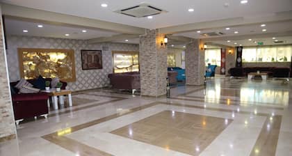 Tella Hotel