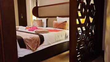 Suite júnior | Minibar, caixa forta a l'habitació i escriptori