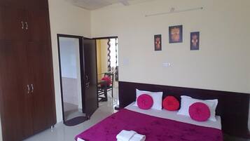 2 bedrooms, bed sheets