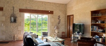 Beautiful stone house with pool