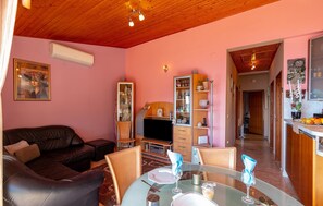 Interior - Lovely apartment in Prizba with house sea view (Prizba)