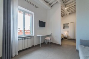 Interior - GuestHost - Fabulous penthouse located on the fifth floor of an ancient and characteristic building without a lift.In 85 square meters of space it comfortably accommodates 6 peopleExclusive penthouse with a panoramic view of the Eternal City, located in  (Roma)