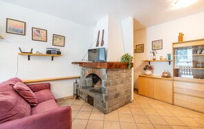 Living area - 2 bedroom cozy apartment in Morgex (Morgex)