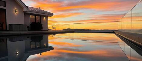 Piscine extérieure, piscine chauffée