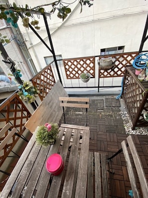 Front of property - Osaka Nipponbashi Family House (Osaka)