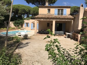 Exterior - Beautiful Provencal villa with private pool near beach and St Tropez (Gassin)