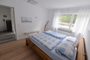 1 bedroom, iron/ironing board, WiFi, bed sheets - SEENZEIT - NEW, WITH DREAMLIKE SEA VIEW (Wangen)