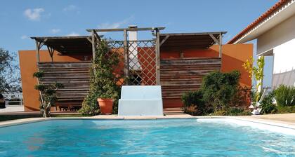 3 Schlafzimmer Villa mit Pool in ruhigem Dorf mit Blick auf die Landschaft