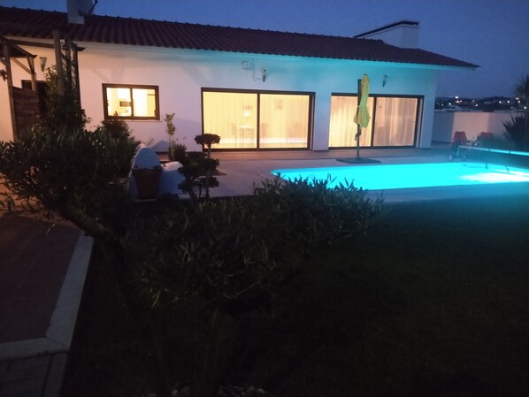 Piscine extérieure