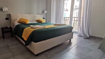 Chambre Double Deluxe, balcon | Literie hypoallergénique, couette en duvet d'oie, minibar