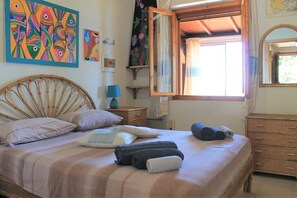 2 slaapkamers, reisbedje, gratis wifi, beddengoed