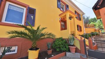 DĂ©tail de lâextĂ©rieur