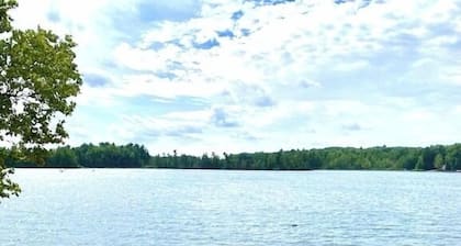 Bass Lake waterfront! Close to Traverse City and the Sleeping Bear Dunes!