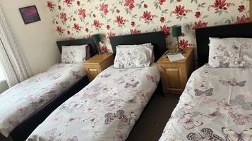 1 chambre, minibar, décoration personnalisée, ameublement personnalisé