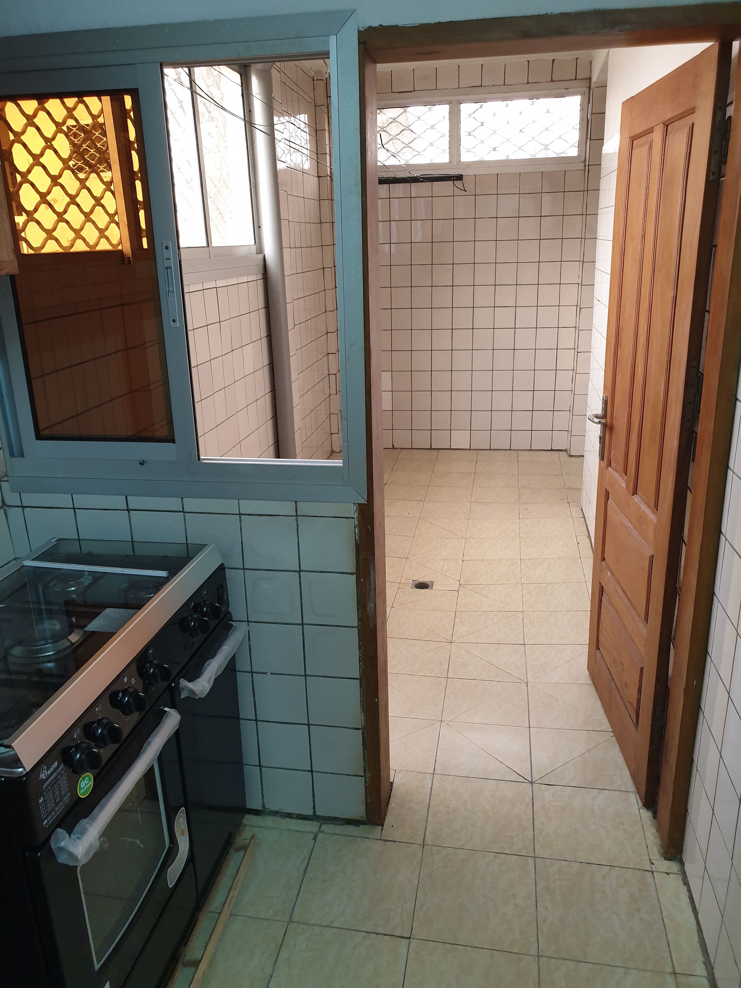 Comfort Apartment | Private kitchen | Fridge, oven, stovetop, electric kettle