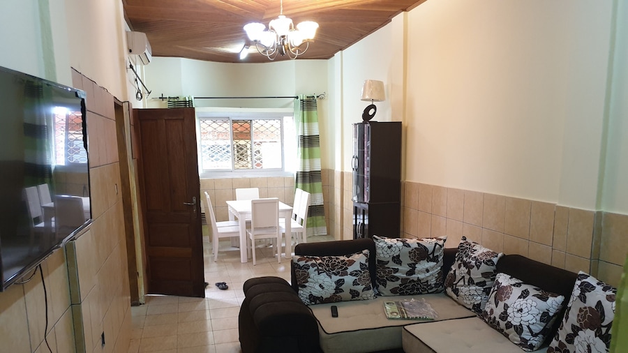 Makepe St Tropez Apartments - Orange Cam