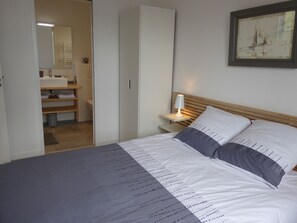 3 chambres, lit parapluie, Wi-Fi gratuit, draps fournis