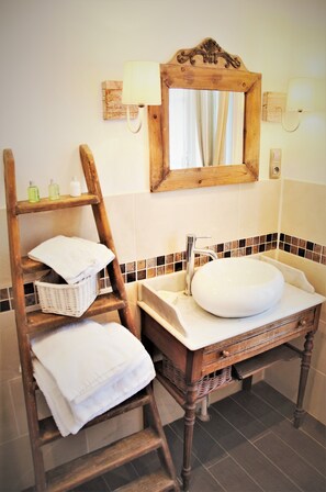 Hair dryer, towels, toilet paper