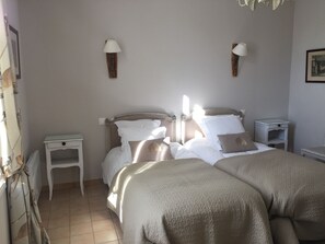 8 bedrooms, iron/ironing board, travel cot, free WiFi