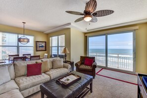 Smart TV, DVD player, books, stereo