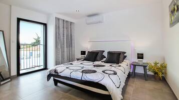 2 chambres, lit parapluie, Wi-Fi gratuit, draps fournis