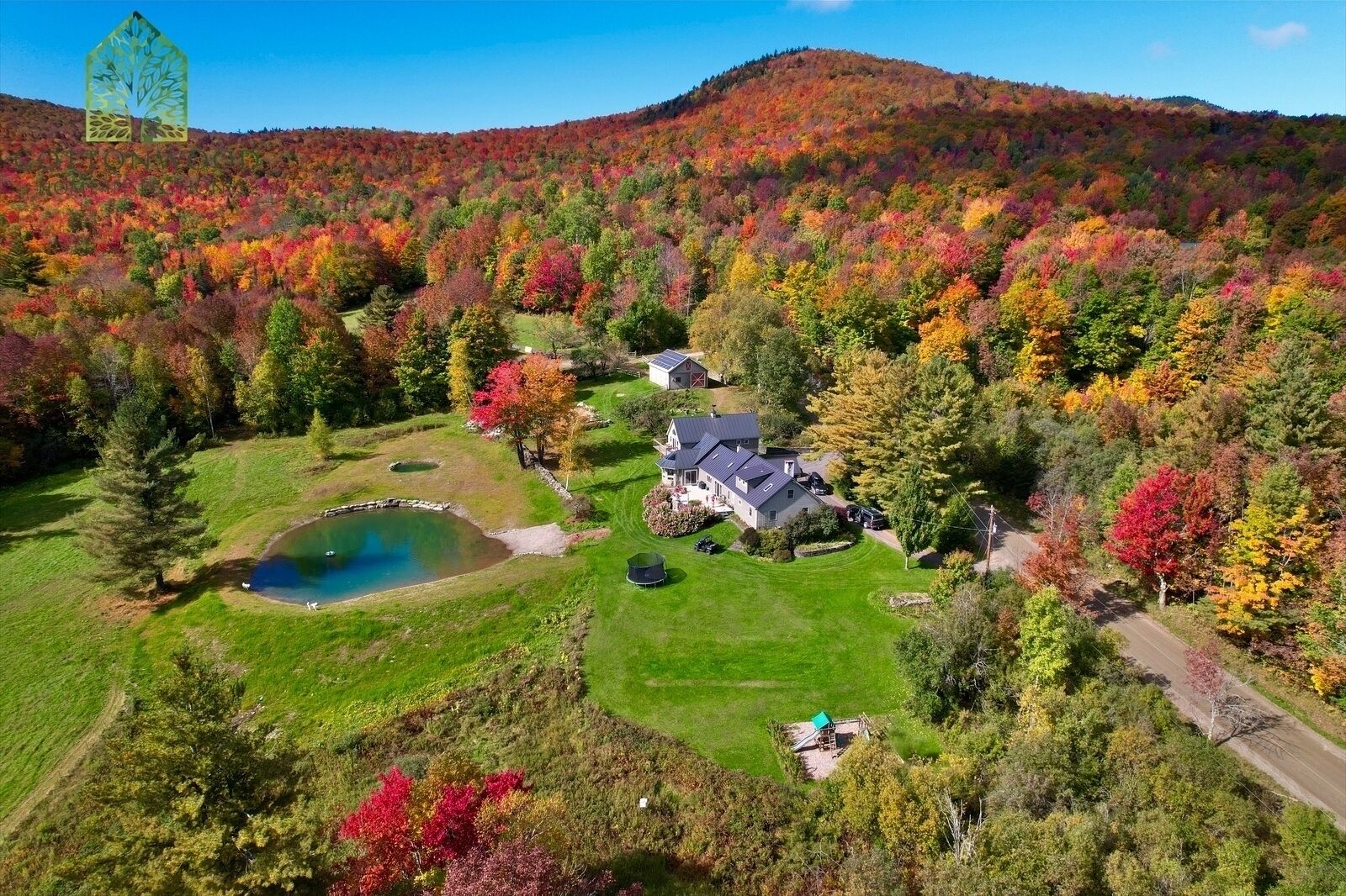 Moonlight Mountain Farm Vermont Studio w Hot Tub Spa Room