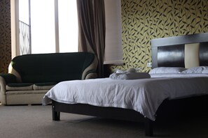 Free WiFi, bed sheets - 7 Star Hotel (Tbilisi)