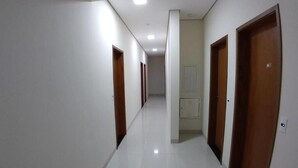 Bahagian dalam