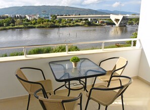 Deluxe Studio (1) | Balcony